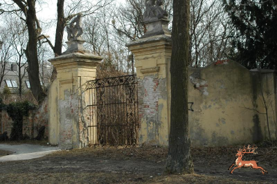 db_bilder/400/hi_schlosspark-tor-005-20060324.png