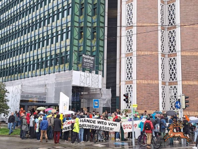 db_bilder/400/lobautunnel_protest-lobau_bleibt--20250926-0001.png