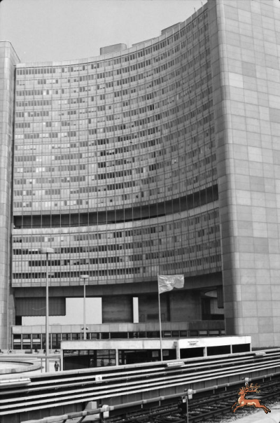 ../db_bilder/400/u1_kaisermuehlen--19840425-sw_56-0006.png