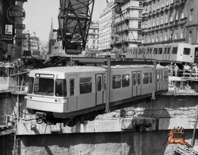 db_bilder/400/u_bahn_kran-wiener_linien--19730818-862827562.png