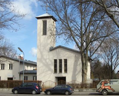 db_bilder/400/bekenntniskirche_wien_donaustadt-wiki-20201226.png